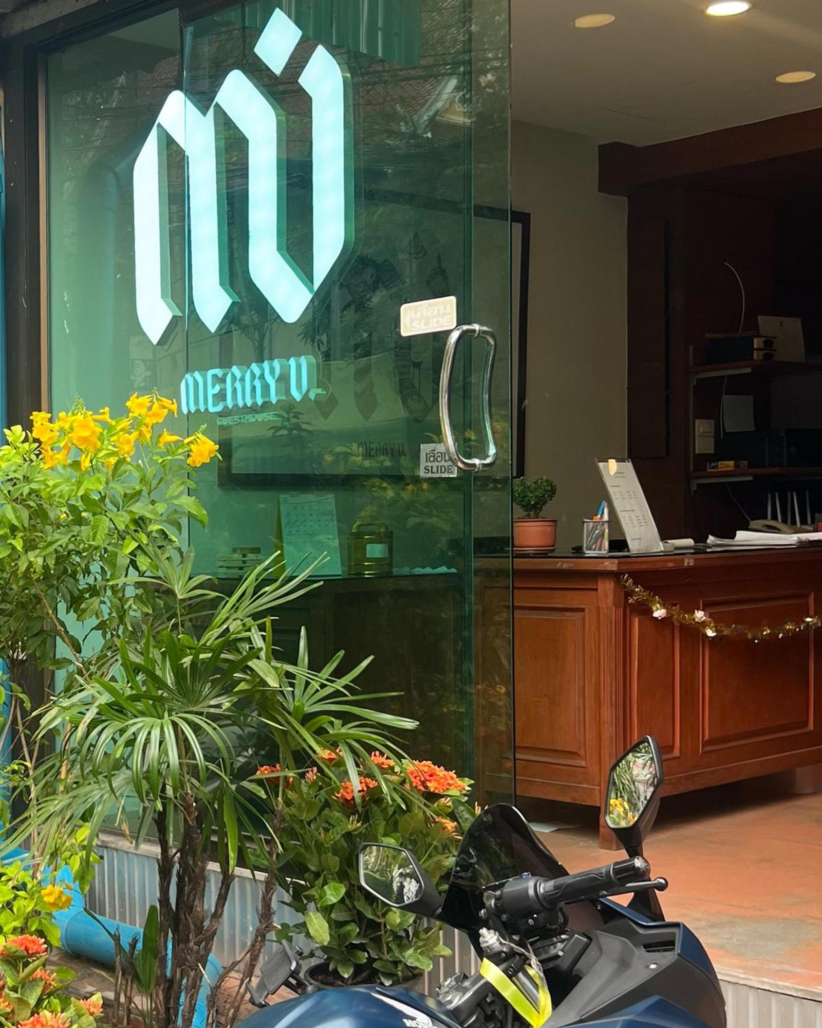 Merry V Guesthouse بانكوك المظهر الخارجي الصورة